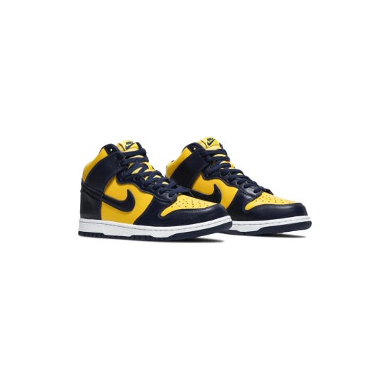 Dunk High Michigan