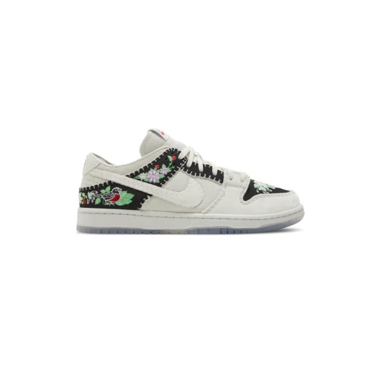 Dunk Low Decon SB Sail Black