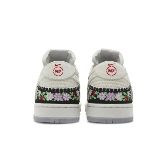 Dunk Low Decon SB Sail Black