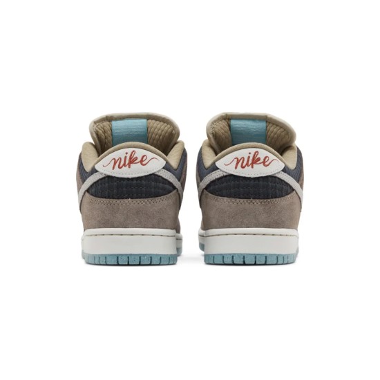 Dunk Low SB Big Money Savings