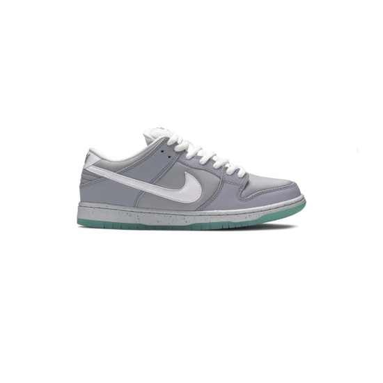 SB Dunk Low Marty McFly