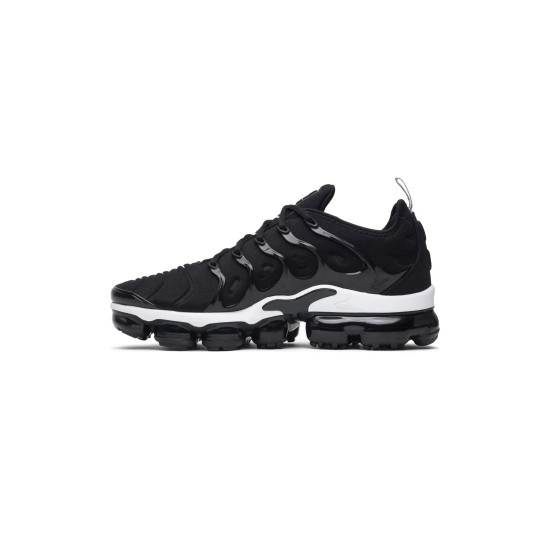 Vapormax Plus Black White