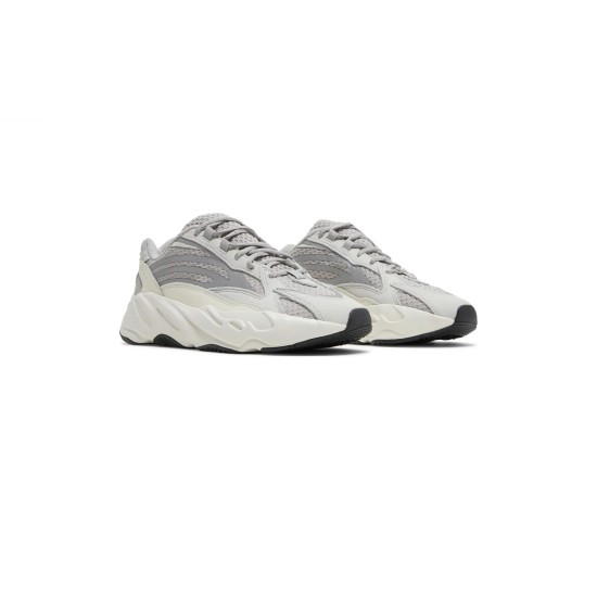 Yeezy 700 Static