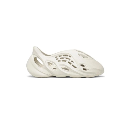 Yeezy Foam Runner  Ararat
