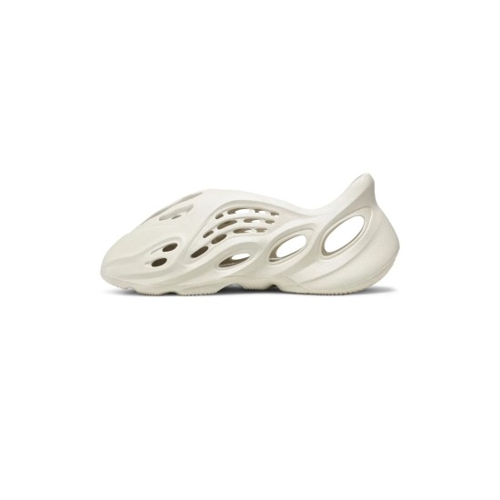 Yeezy Foam Runner  Ararat