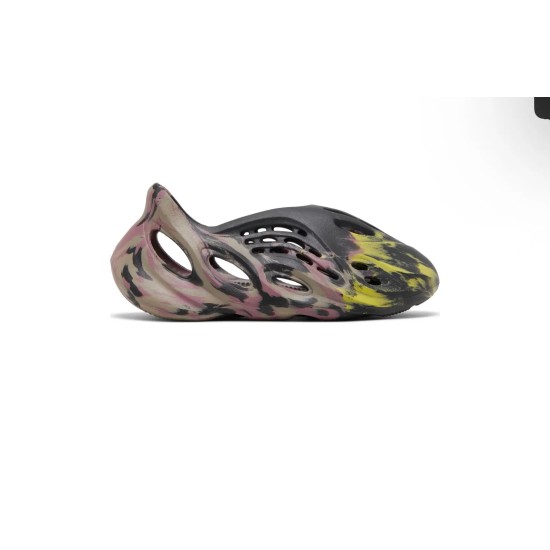 Yeezy Foam Runner MX Carbon