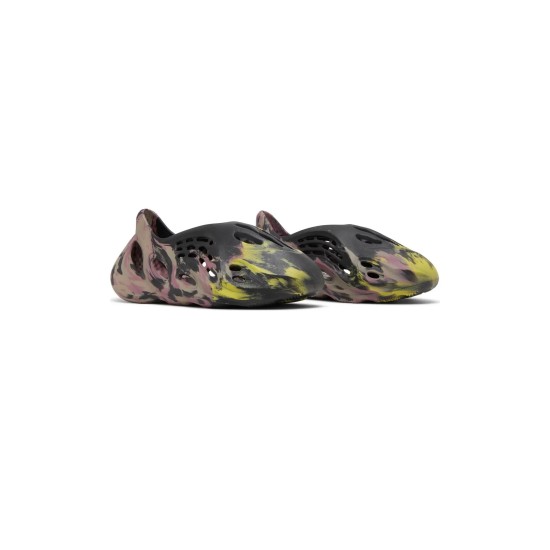 Yeezy Foam Runner MX Carbon