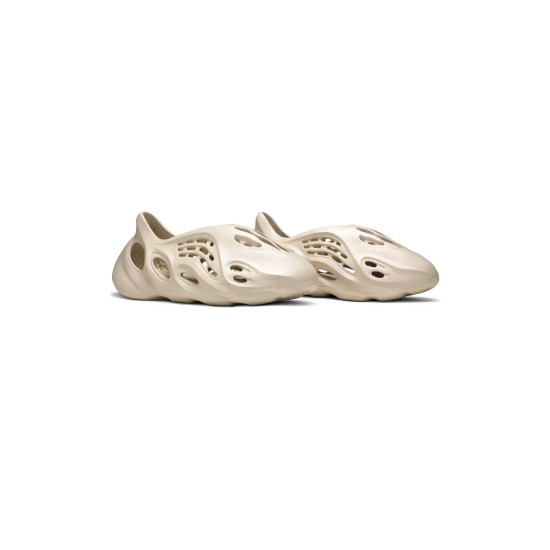 Yeezy Foam Runner Sand